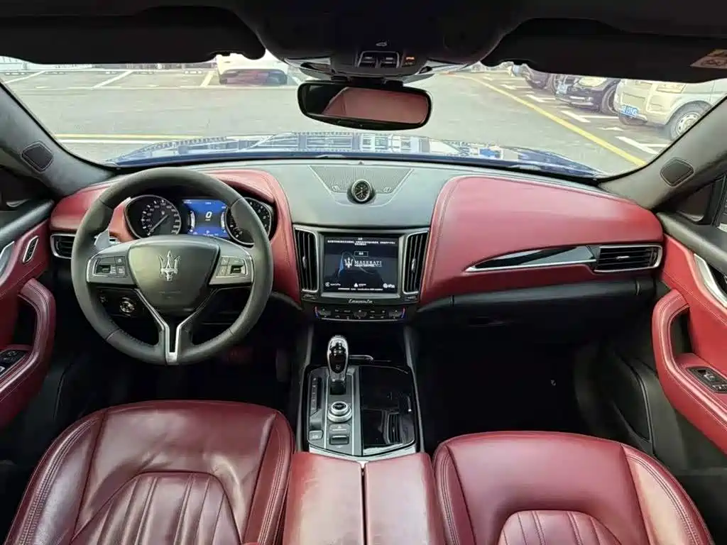 Maserati Levante — миниатюра 6