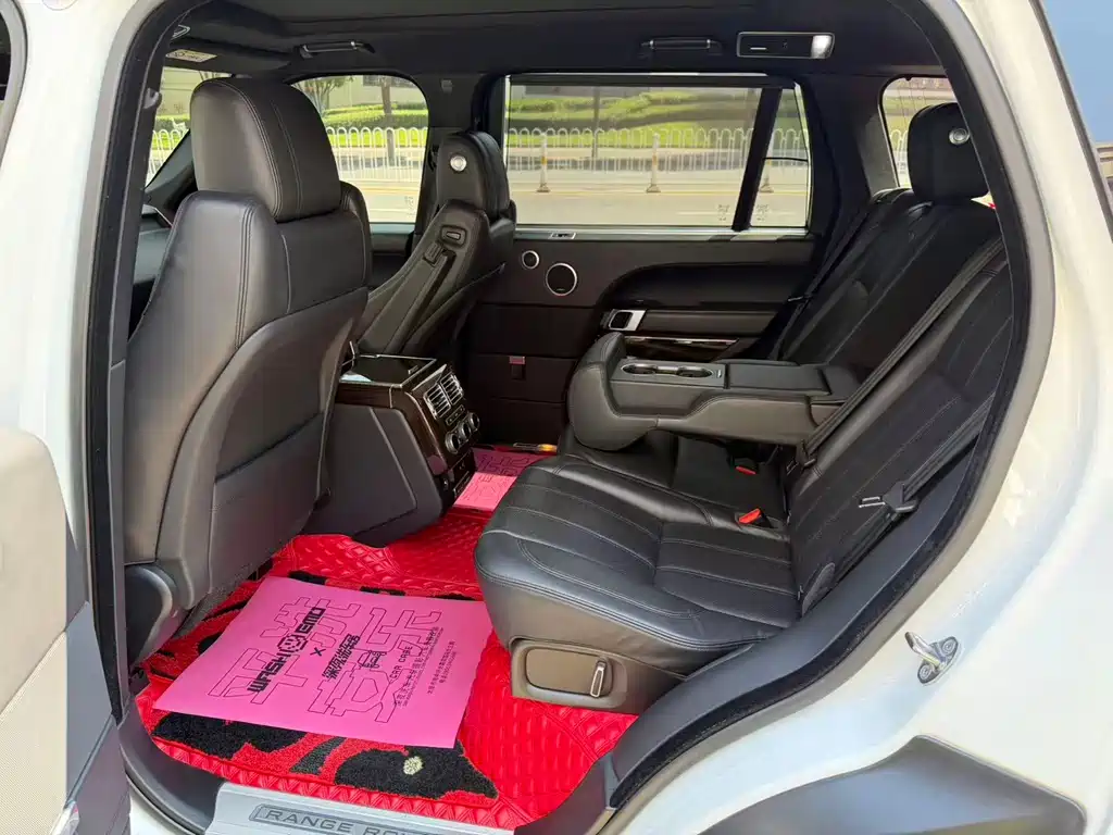 Land Rover Range Rover — миниатюра 4