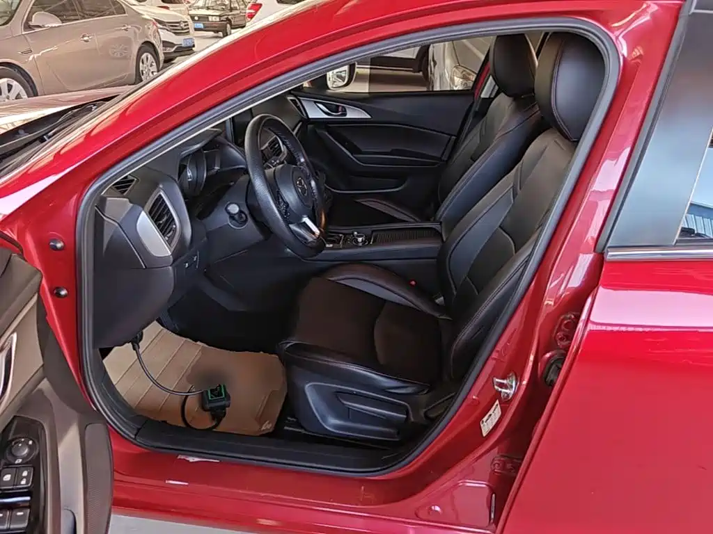 Mazda 3 Axela — миниатюра 16