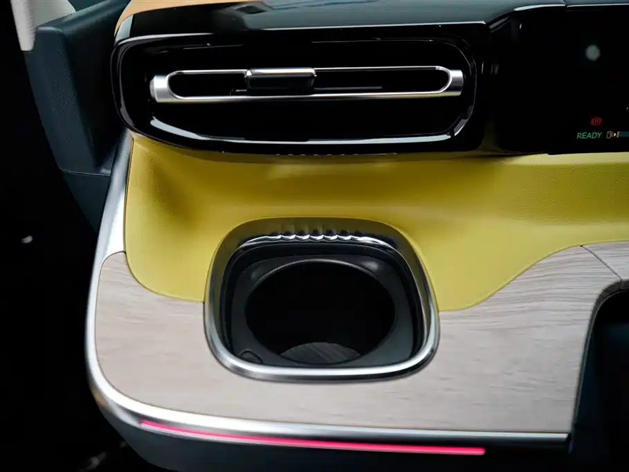 GAC TRUMPCHI E8 NEW ENERGY