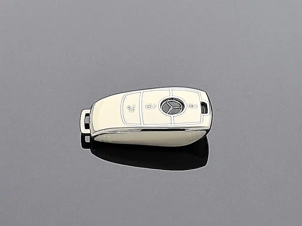 Mercedes-Benz E-Class — миниатюра 19