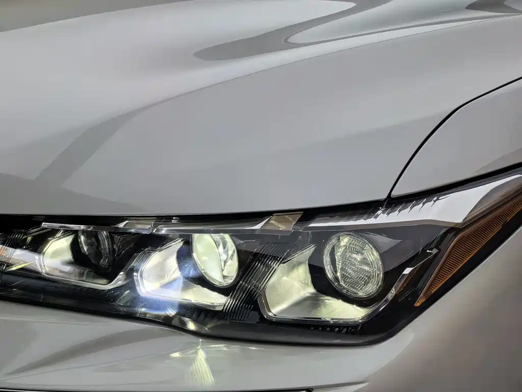 Toyota Avalon — миниатюра 23