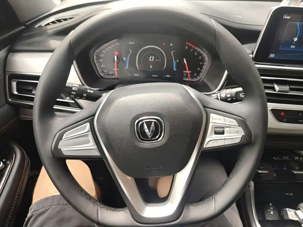 Changan CS75 — миниатюра 11
