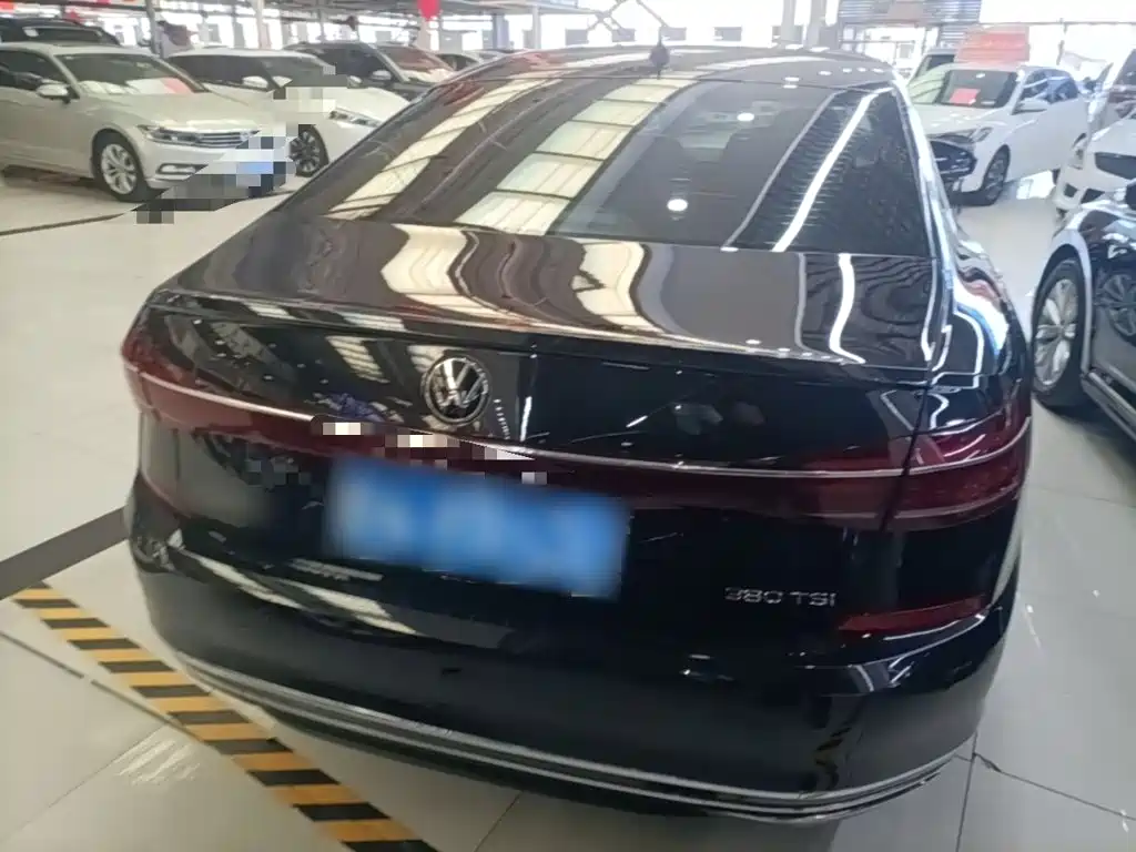 Volkswagen Passat — миниатюра 6