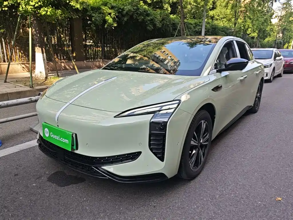 Hongqi Hongqi EH7