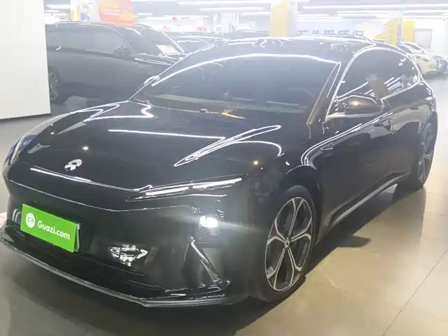 2025 Nio ET5
