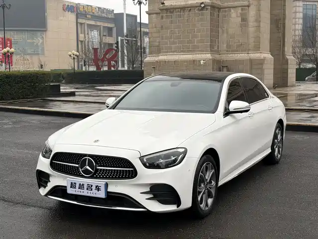 MERCEDES-BENZ E CLASS