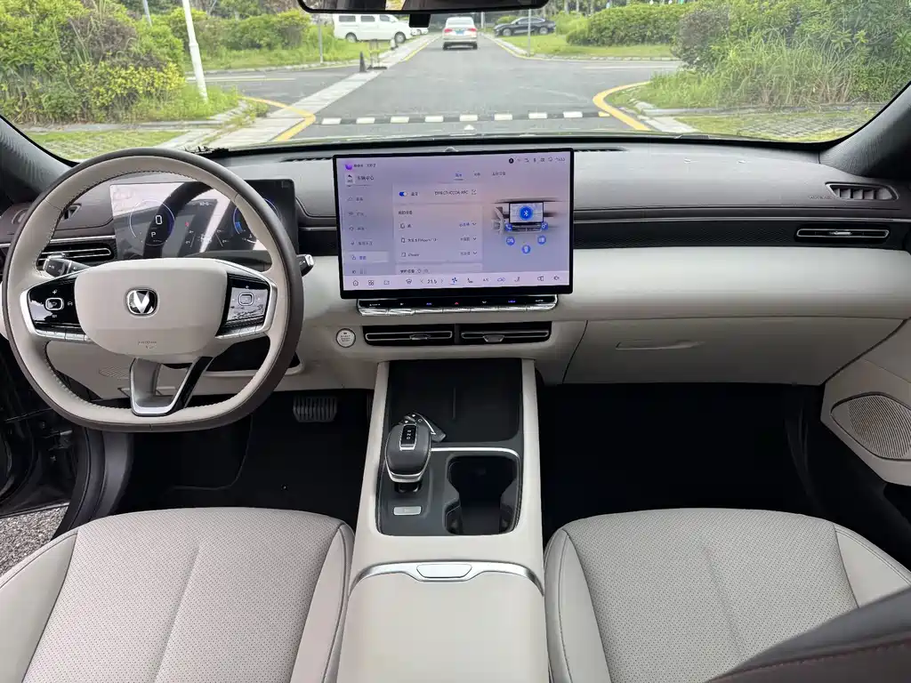 Changan Eado — миниатюра 10