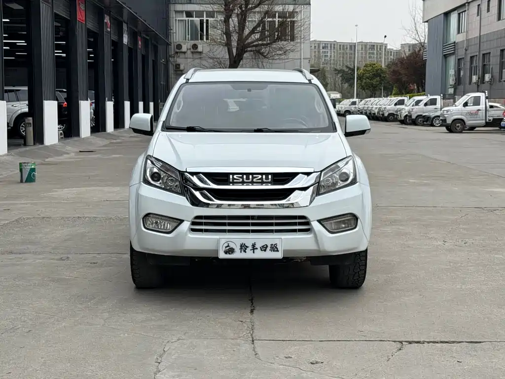 ISUZU MU X SHEPHERD RANGER