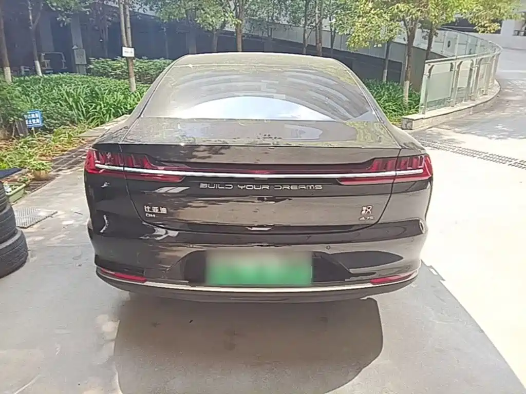 BYD Han — миниатюра 6