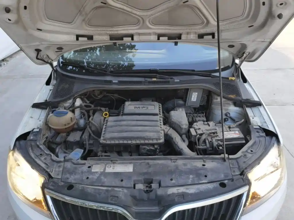 Skoda Rapid Spaceback — миниатюра 20
