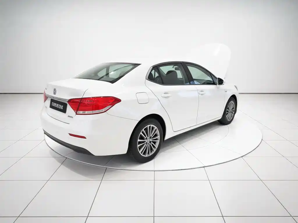 Citroen C4L — миниатюра 4