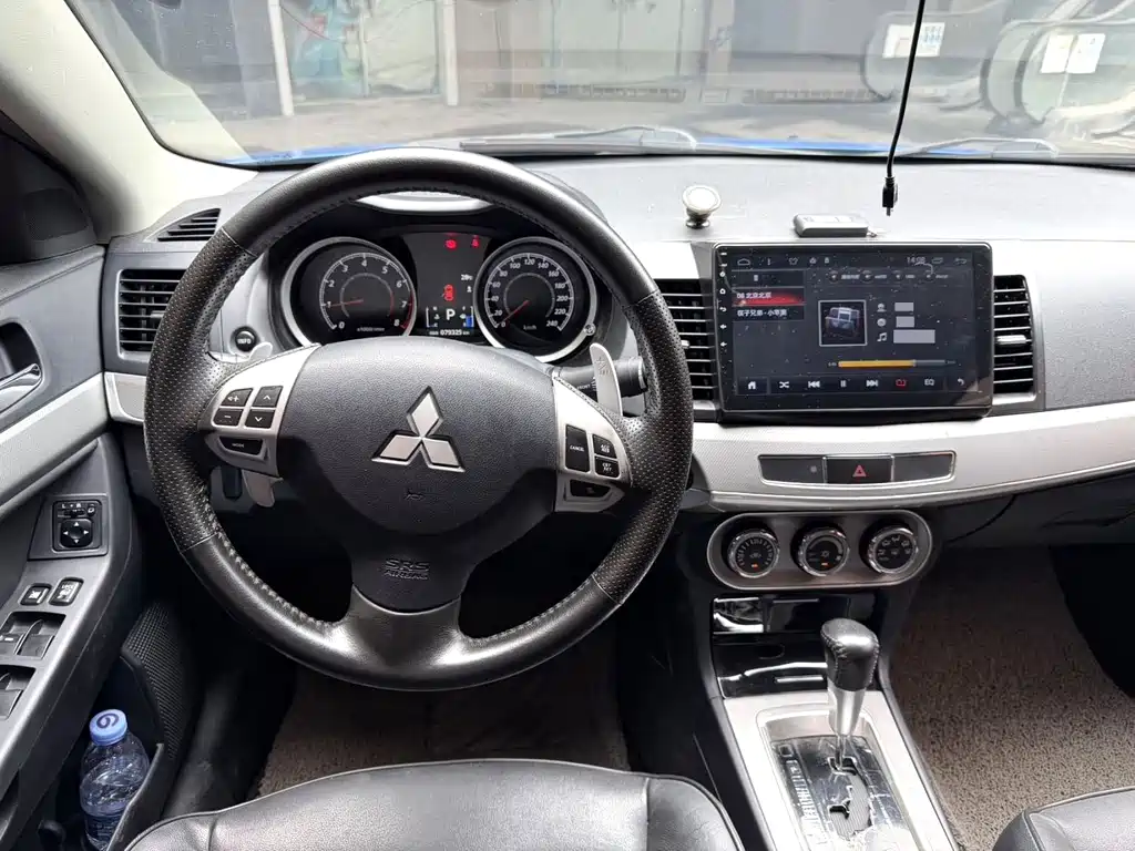Mitsubishi Lancer EX — миниатюра 5