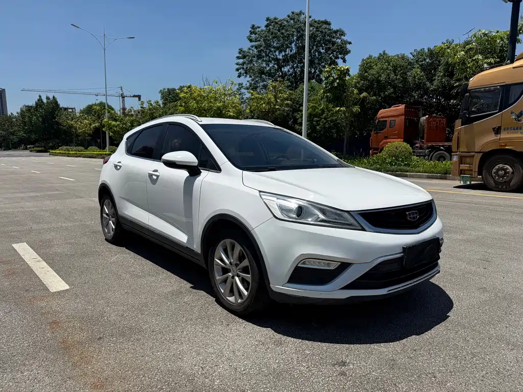 Geely Emgrand GS Elegant Edition 1.8L Manual Fashion Leader Type, фото 3