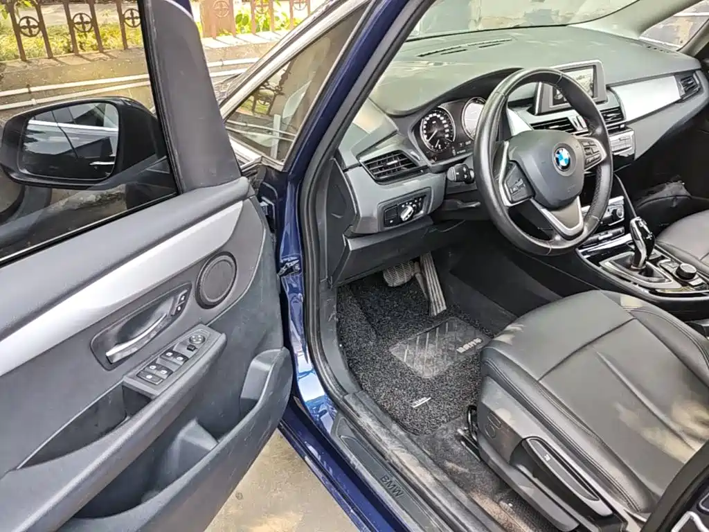 BMW 2 Series Gran Tourer — миниатюра 16