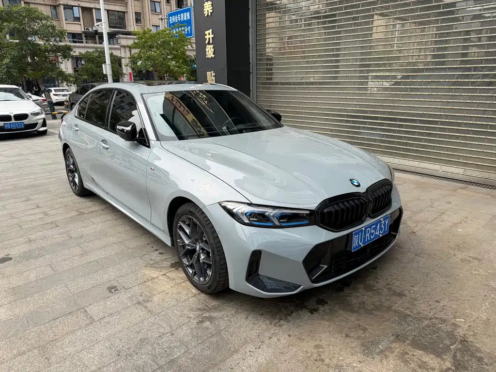 BMW 3 Series — миниатюра 3