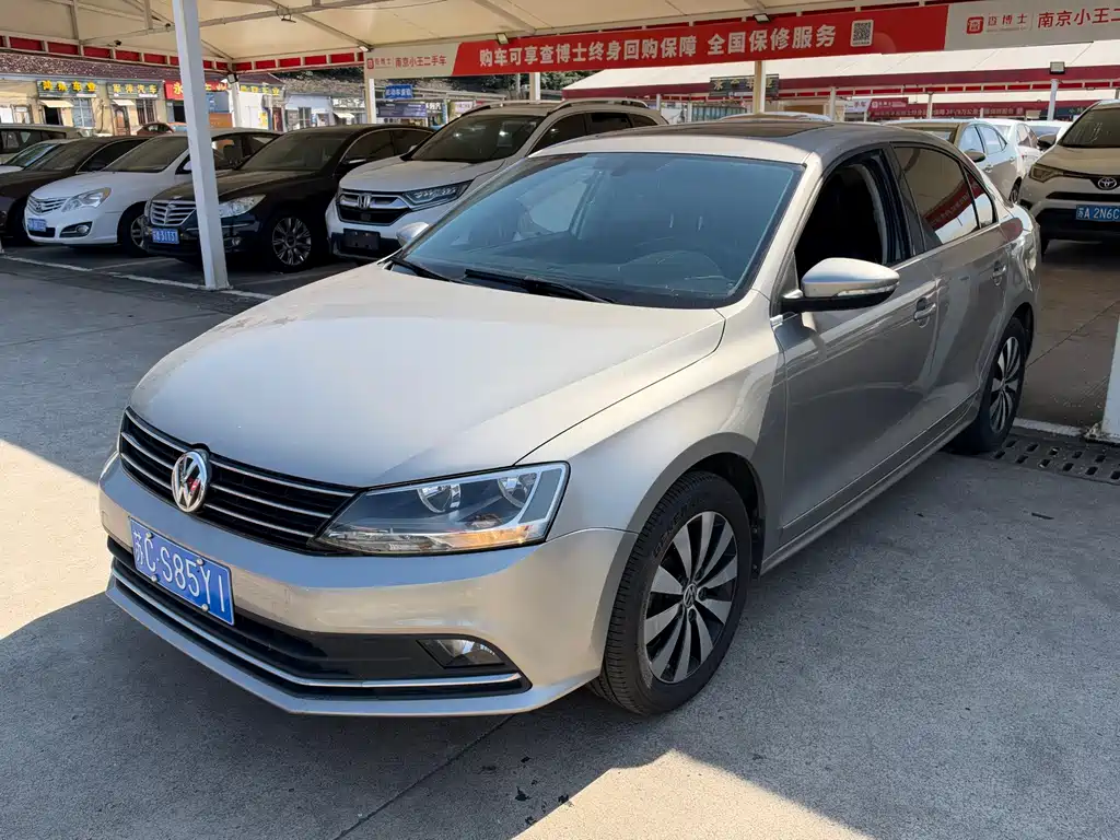 Volkswagen Sagitar
