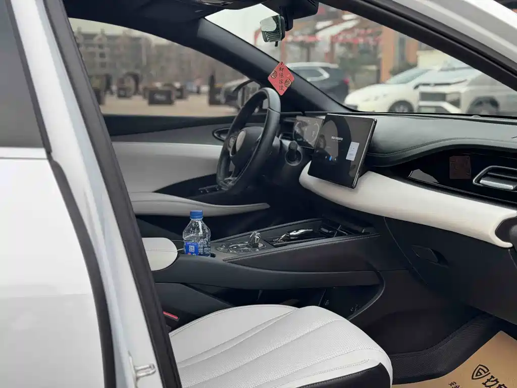 BYD SEAL 06 NEW ENERGY