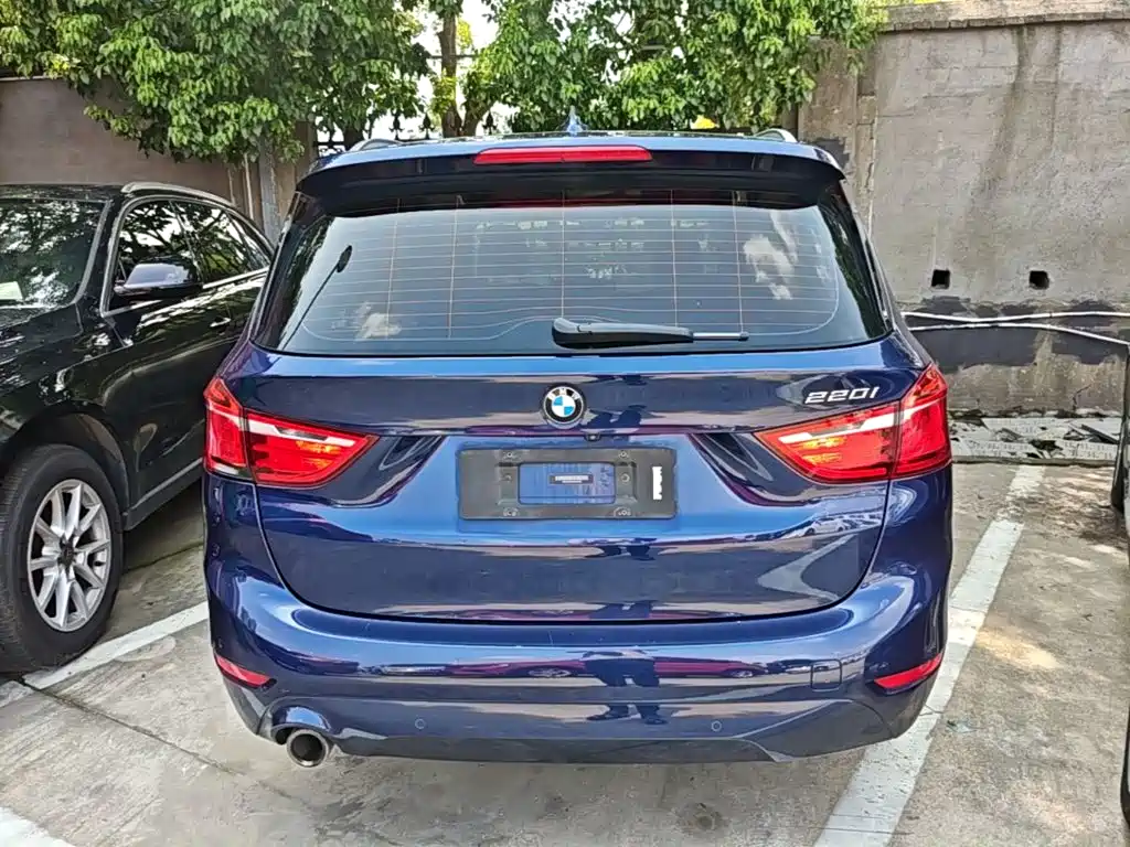 BMW 2 Series Gran Tourer — миниатюра 6