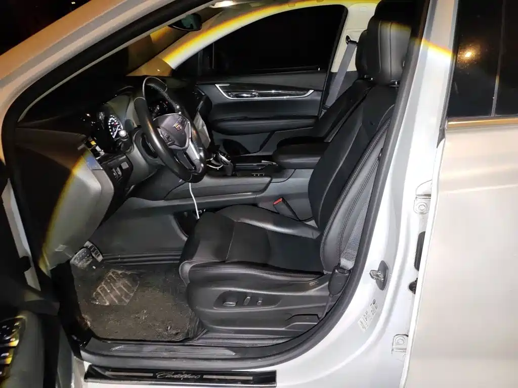 Cadillac XT5 — миниатюра 11