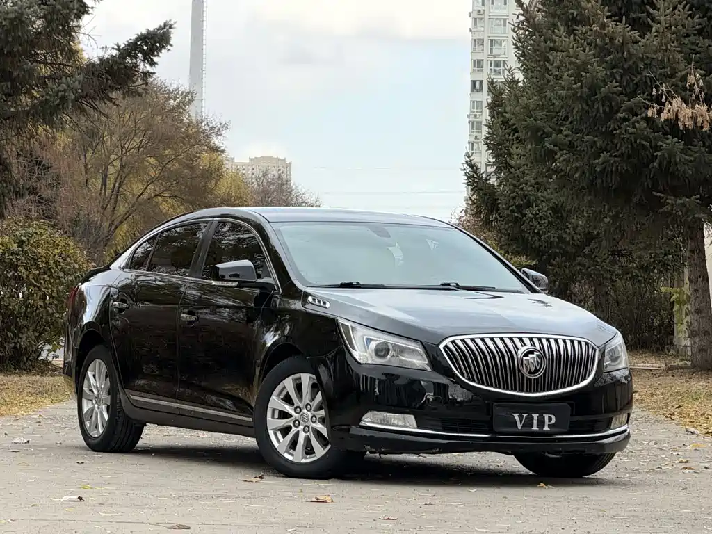 Buick LaCrosse — миниатюра 3