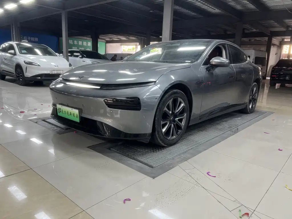 XPeng P7 — миниатюра 3
