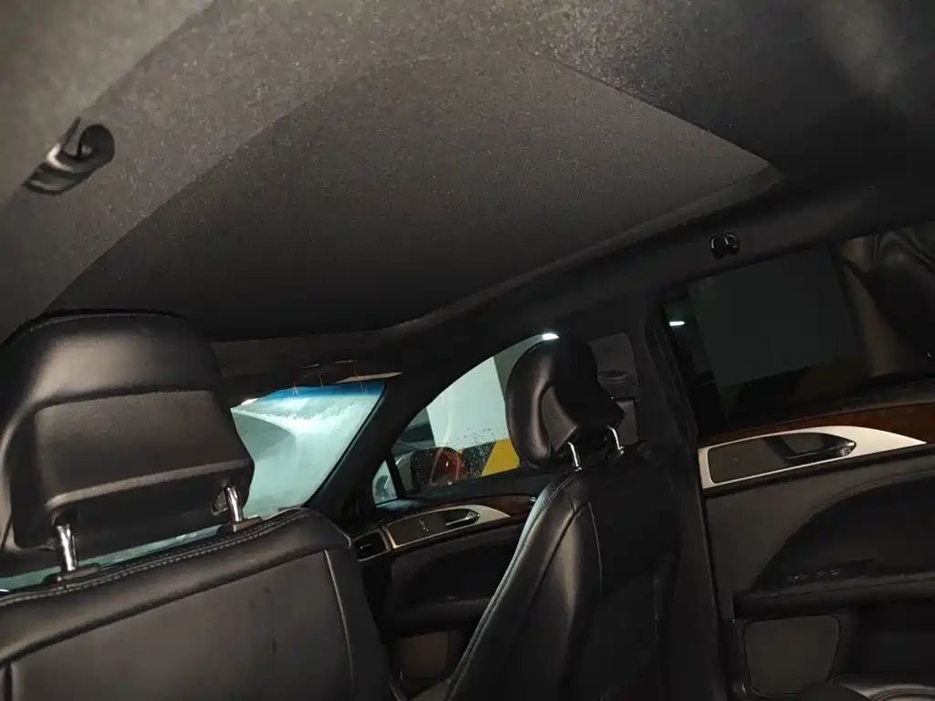 Lincoln MKZ — миниатюра 19