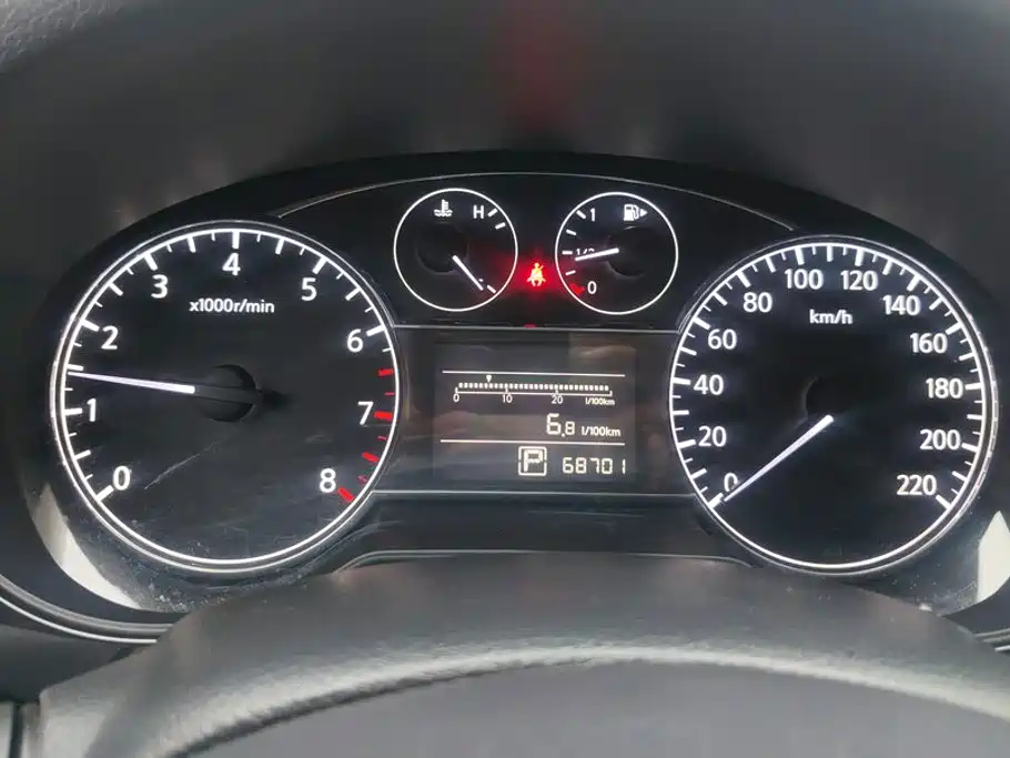 Nissan Tiida — миниатюра 14