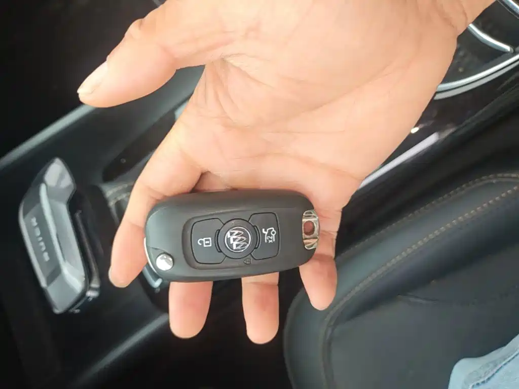 Buick Verano — миниатюра 9