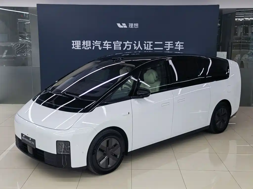 Li Auto MEGA 2025 Home