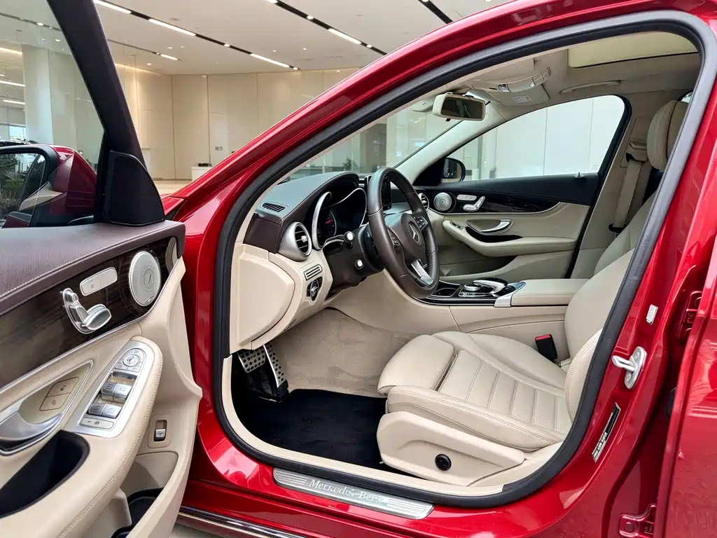 Mercedes-Benz C-Class — миниатюра 9