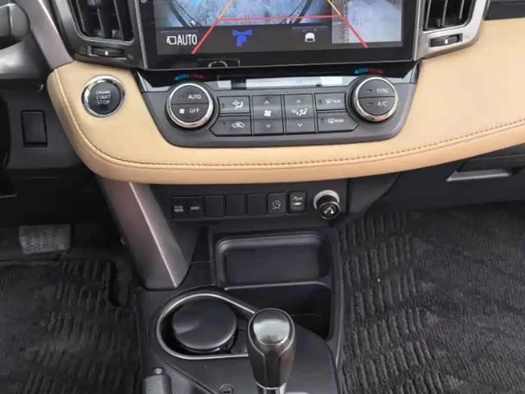 Toyota RAV4 2016 2.0L CVT V