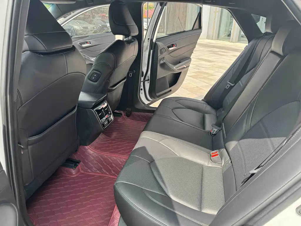 Toyota Avalon — миниатюра 11