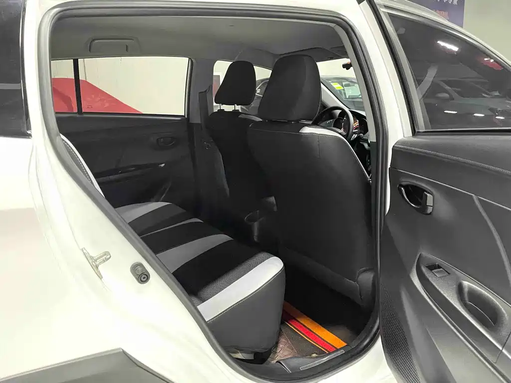 TOYOTA YARIS L ZHIXUAN