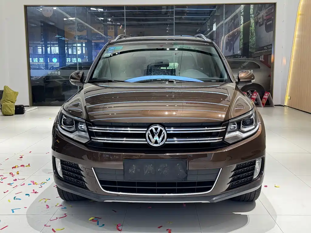 Volkswagen Tiguan 2016 300TSI AT Luxury