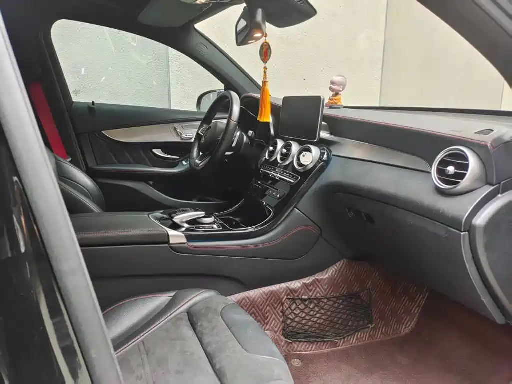 Mercedes-Benz GLC Coupe AMG — миниатюра 9