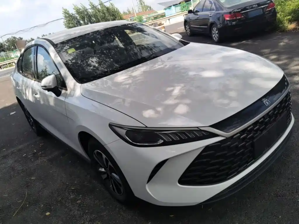 BYD Qin Plus PLUS 2025 DM-i Smart Drive 128KM