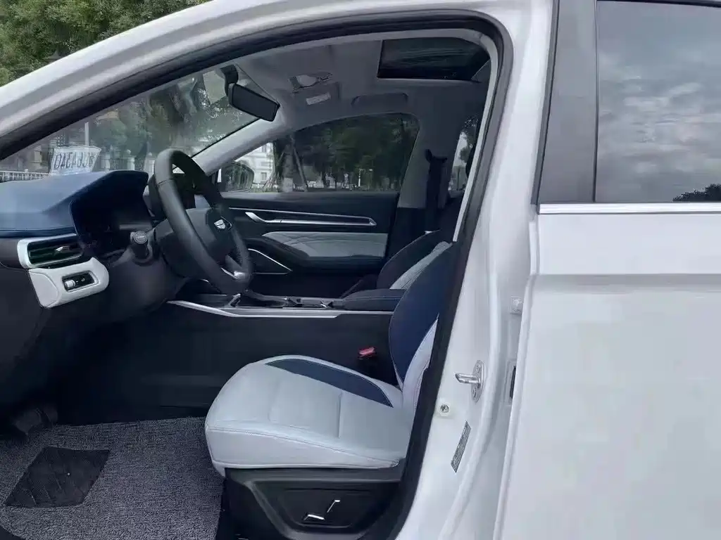 Geely Emgrand — миниатюра 5