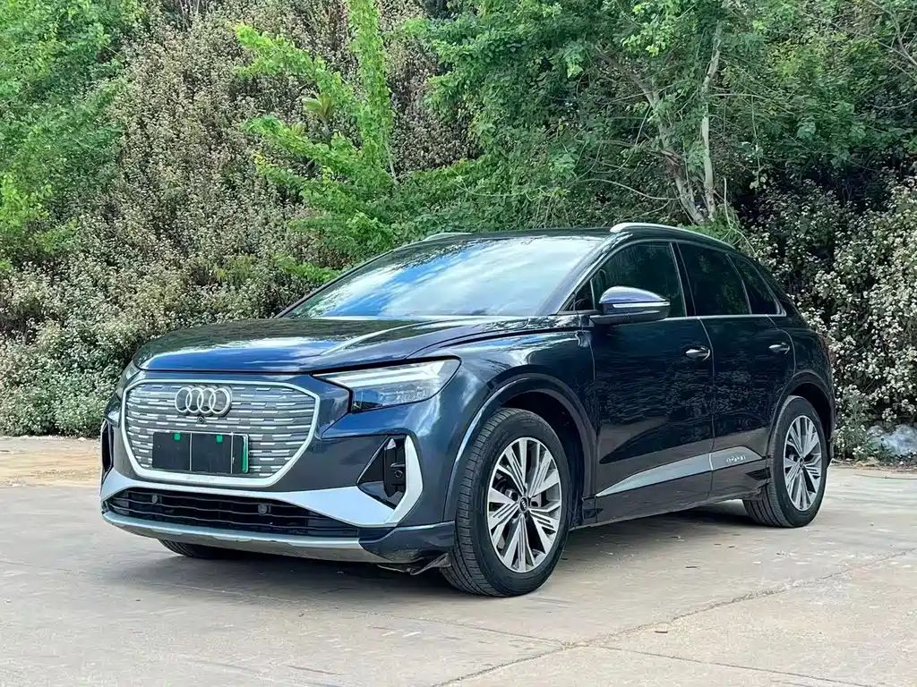 Audi Q4 e-tron 2024