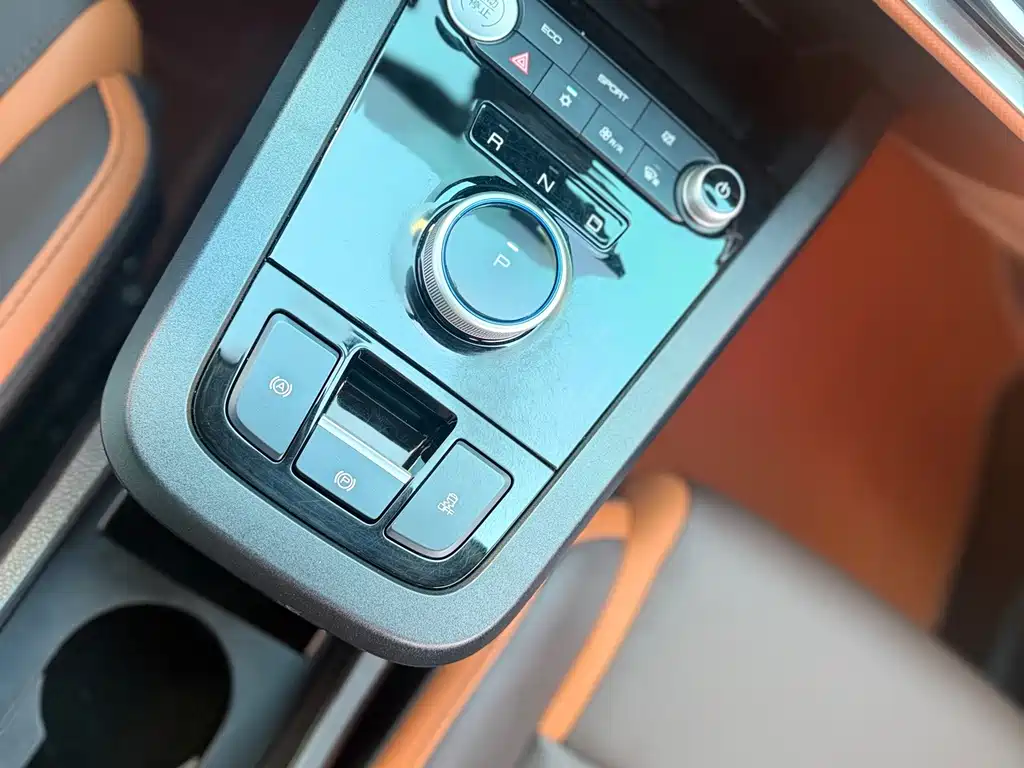 BYD e2 — миниатюра 15