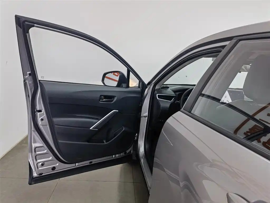 TOYOTA COROLLA SHARP AMPLIFIER