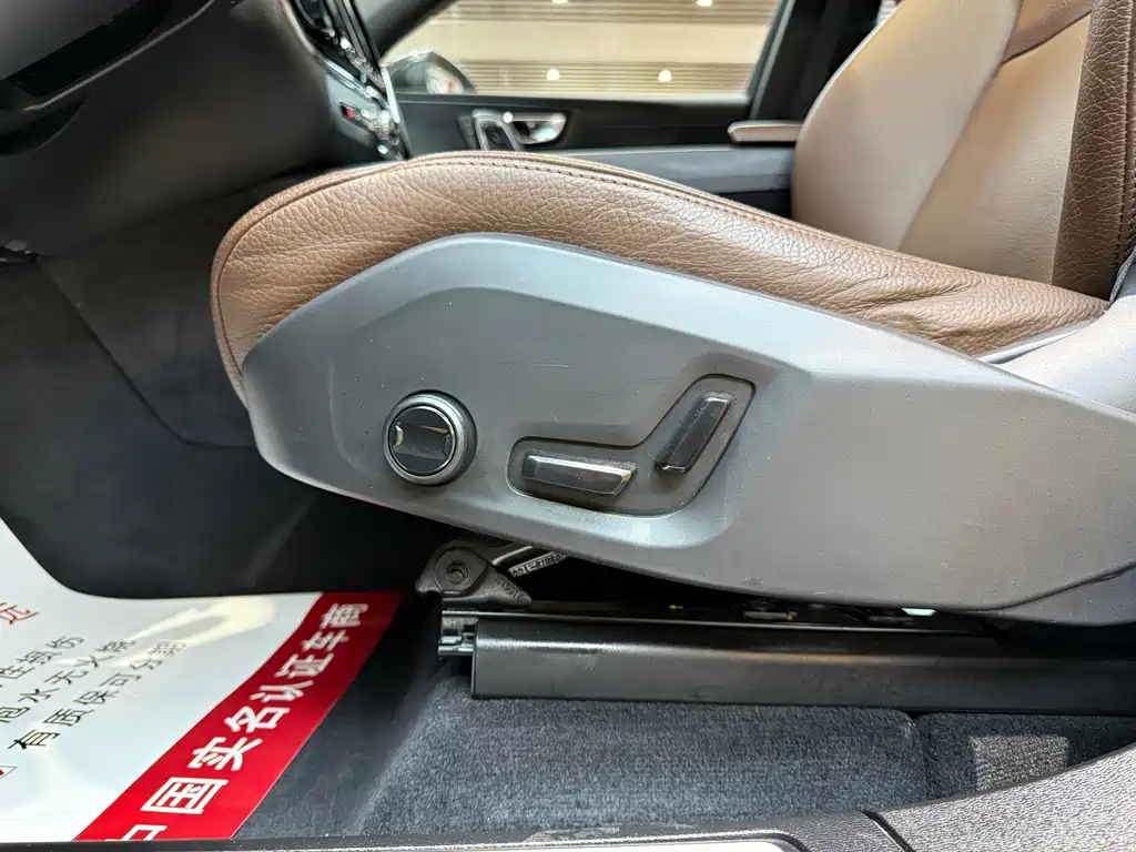 Volvo XC60 — миниатюра 18