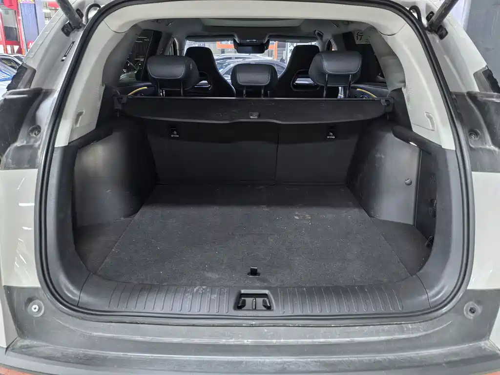 BYD SEA LION 07 DM I