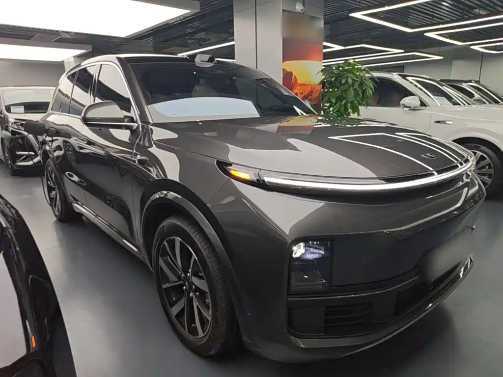 Li Auto Li L8 — миниатюра 4