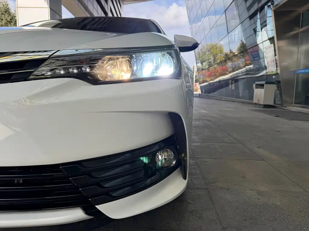Toyota Corolla — миниатюра 31
