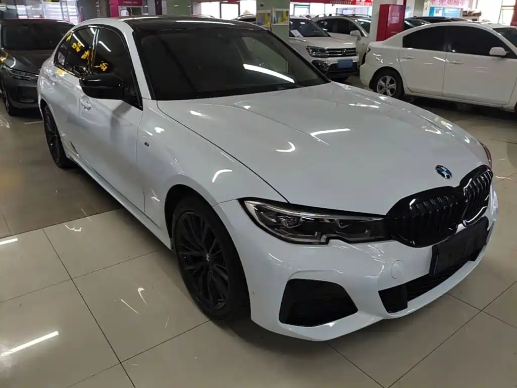 BMW 3 Series — миниатюра 4