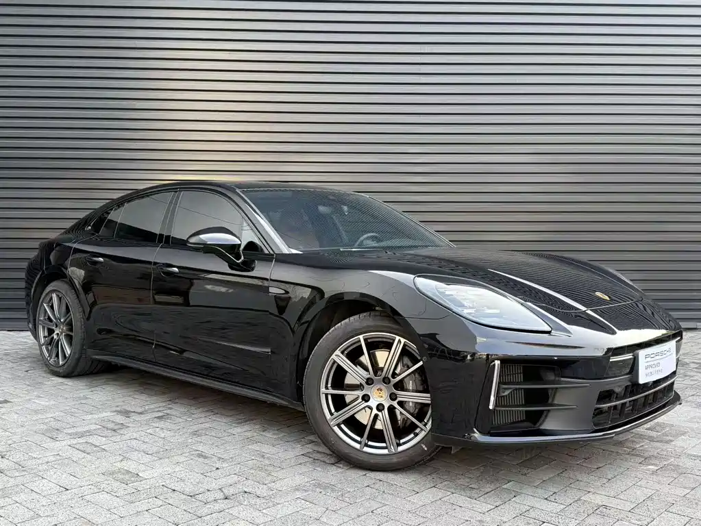 Porsche Panamera — миниатюра 2