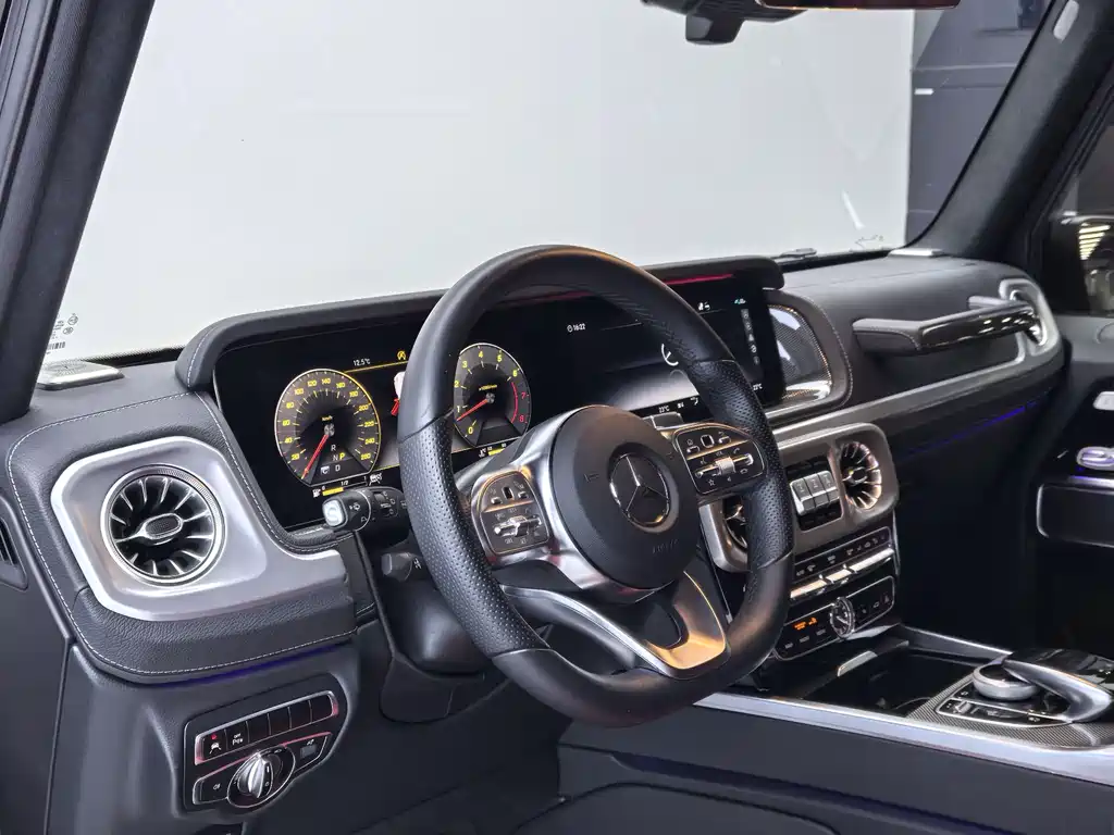 MERCEDES-BENZ G CLASS