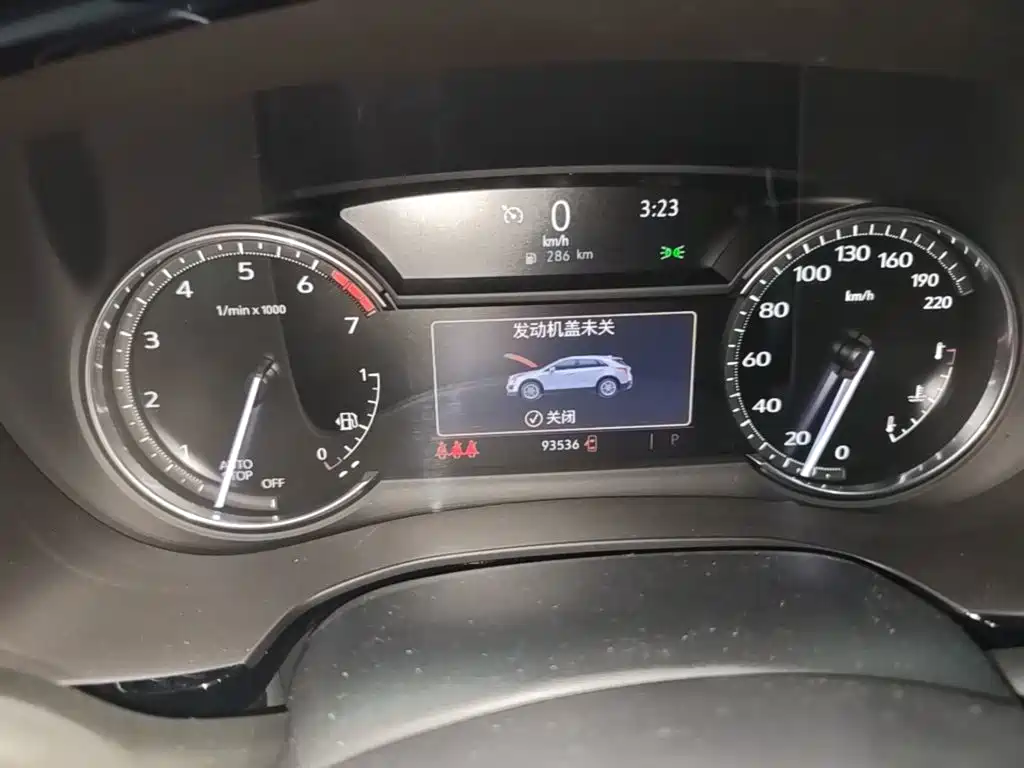 Cadillac XT5 — миниатюра 12