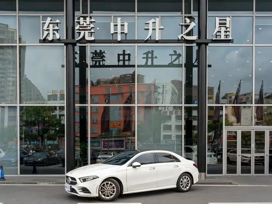 Mercedes-Benz A-Class A 2021 A 200 L Sport Fashion